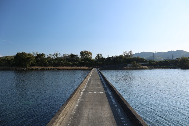 野上潜水橋　勝浦川
