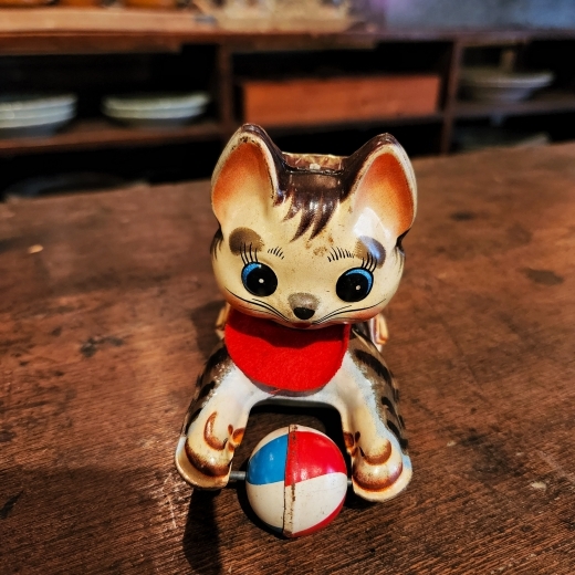 レトロなブリキ玩具 毬遊びをする猫（当時物/日本製） - [Sold Out ...